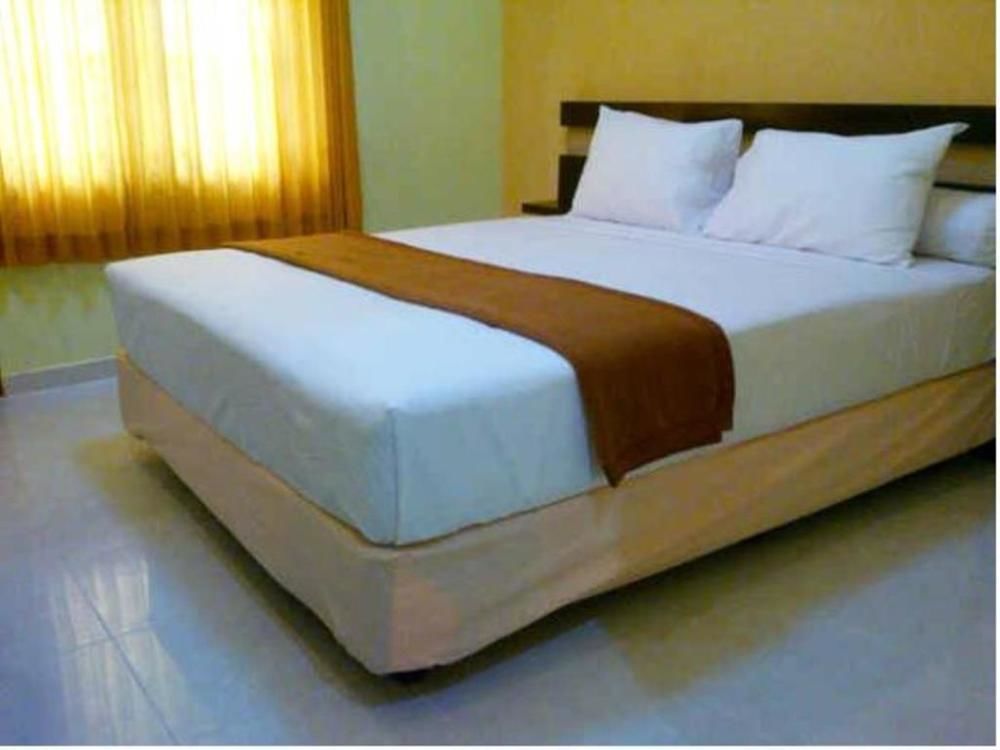 Hotel Keluarga Djagalan Raya Surabaya Luaran gambar